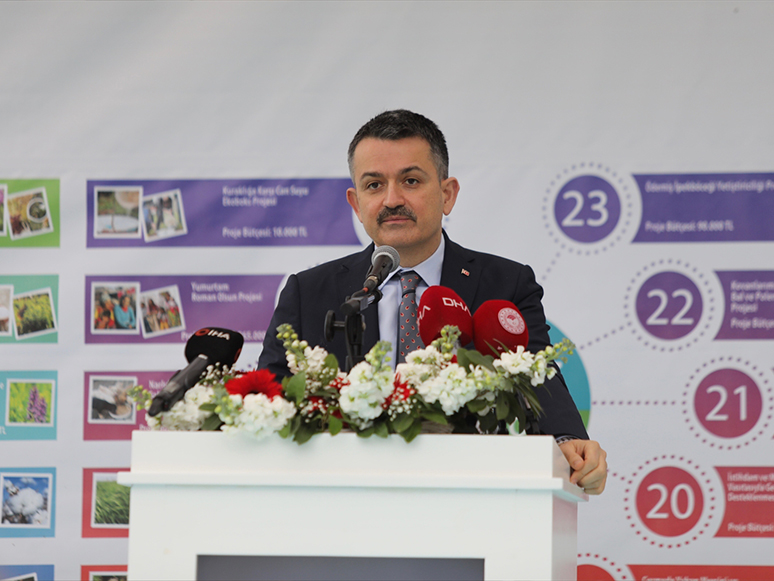 Tarım ve Orman Bakanı Pakdemirli, İzmir'de Hayata Geçirecekleri 35 Projeyi Açıkladı