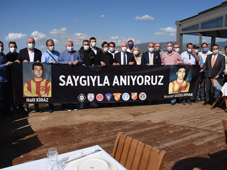 İzmir'deki Spor Kulüpleri Başkanları Bir Araya Geldi