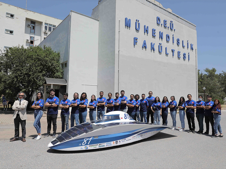 Dokuz Eylül Üniversitesi Solaris Güneş Arabaları Ekibinin Yeni Aracı Tanıtıldı