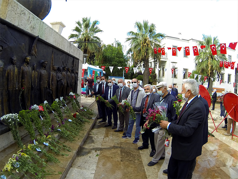 Urla ve Karaburun'da 29 Ekim Cumhuriyet Bayramı Coşkusu