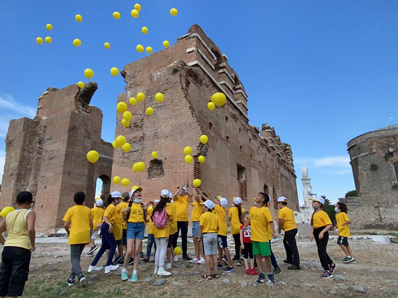 Bergama'dan UNESCO Mirası Kentlere Uçurtmalarla Selam