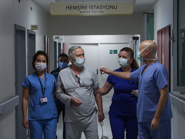 Antalya'da Duran Kalbi İzmir'de Yeniden Atmaya Başladı