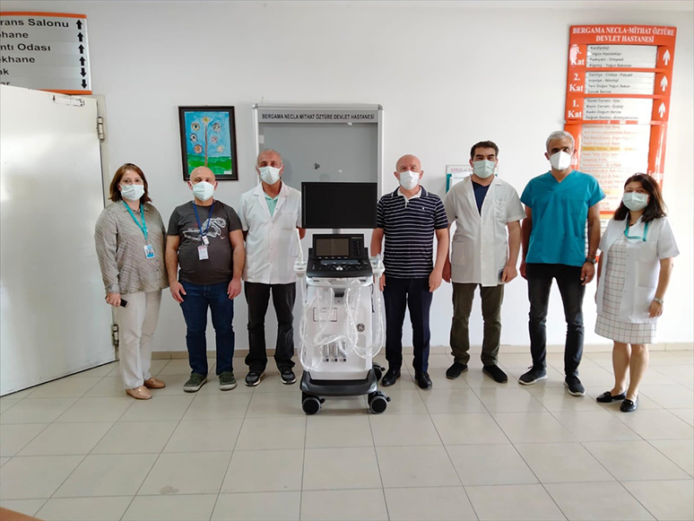 Bergama Necla Mithat Öztüre Hastanesine İleri Düzey Ultrasonografi Cihazı Bağışı