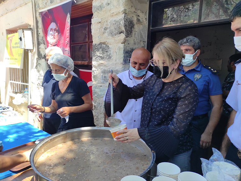 Karaburun'da Aşure Etkinliği Düzenlendi