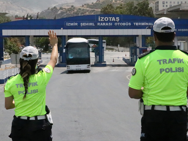 İzmir’de Otobüs ve Minibüslere Sıkı Denetim