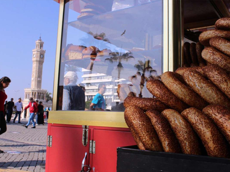 İzmir'de Gevrek, Boyoz ve Kumru Fiyatları Zamlandı