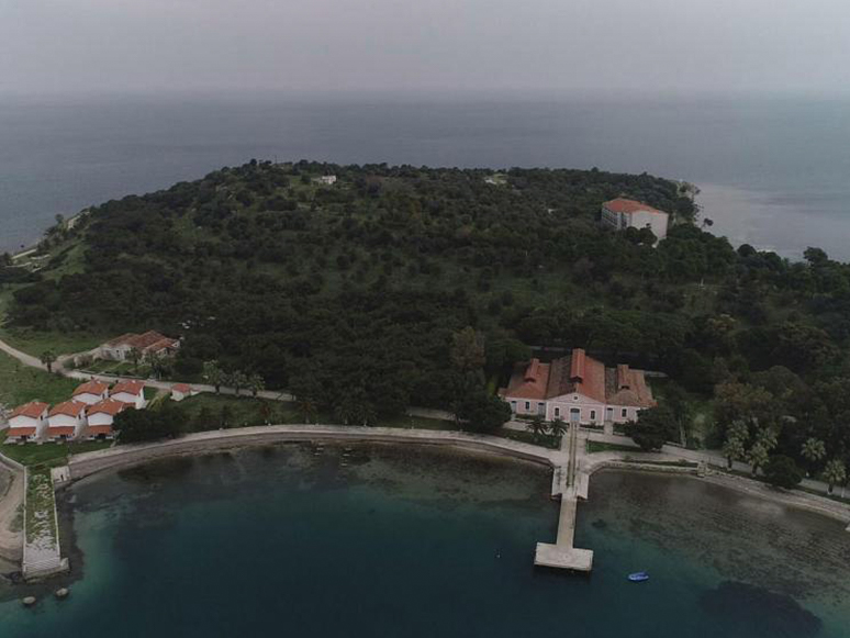 İzmir'in Karaköy Ve Zeytineli Bölgesindeki Doğal Sit Alanı Kesin Korunacak Hassas Alan İlan Edildi