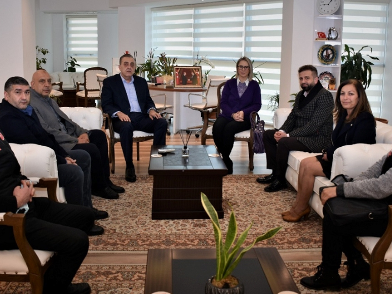 İzmir'de Atık Gıdalardan Hayvan Maması Üretmek İçin Tesis Kurulacak