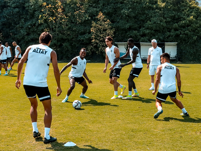 Altay, Fenerbahçe Maçının Hazırlıklarını Sürdürdü