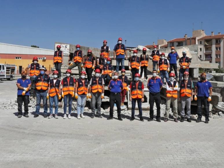 İzmir’de AFAD Gönüllü Sayısı 26 Bini Aştı