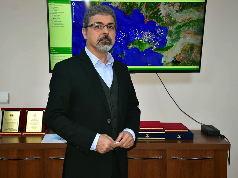 DAUM Müdürü Prof. Dr. Hasan Sözbilir'den İzmir'deki Depremlere İlişkin Açıklama