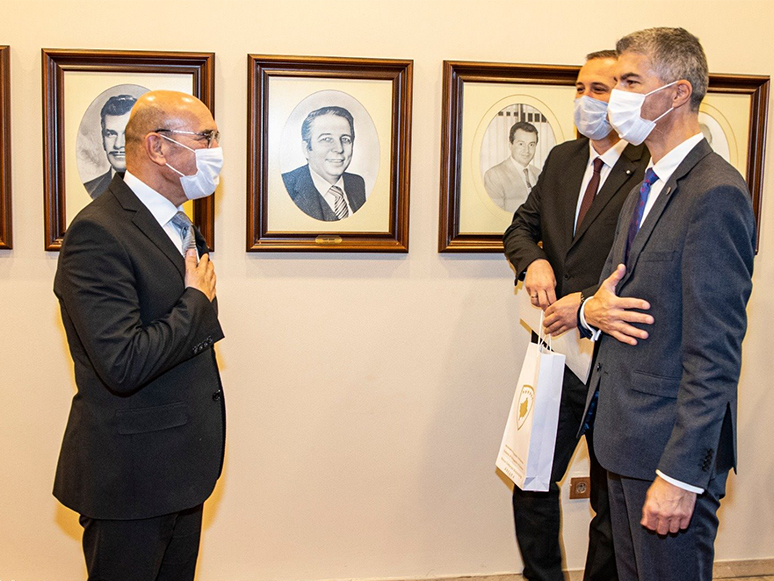 Kosova’nın Ankara Büyükelçisi Dugolli’den Tunç Soyer'e Ziyaret