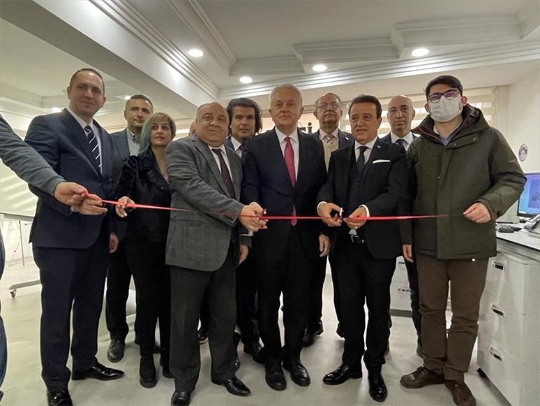 İzmir Kuyumcular Odası'nda Gemoloji Laboratuvarı Kuruldu