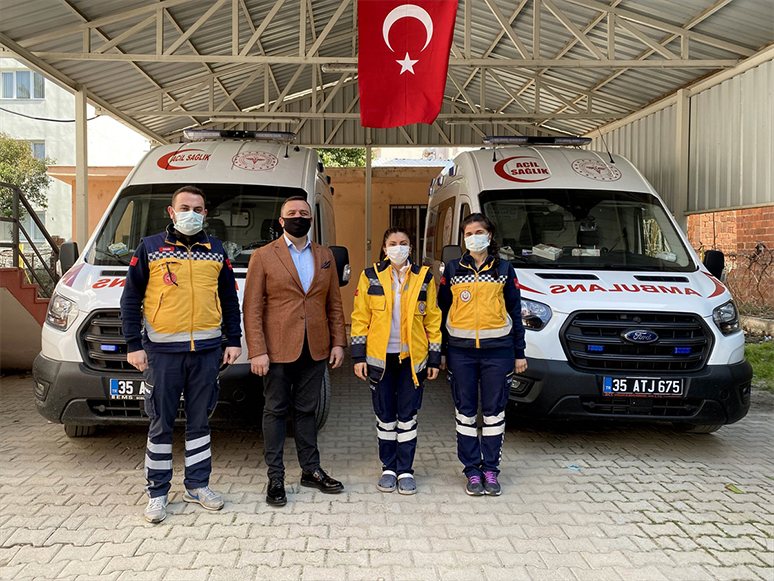 Seferihisar'da 2 Ambulans Hizmete Alındı