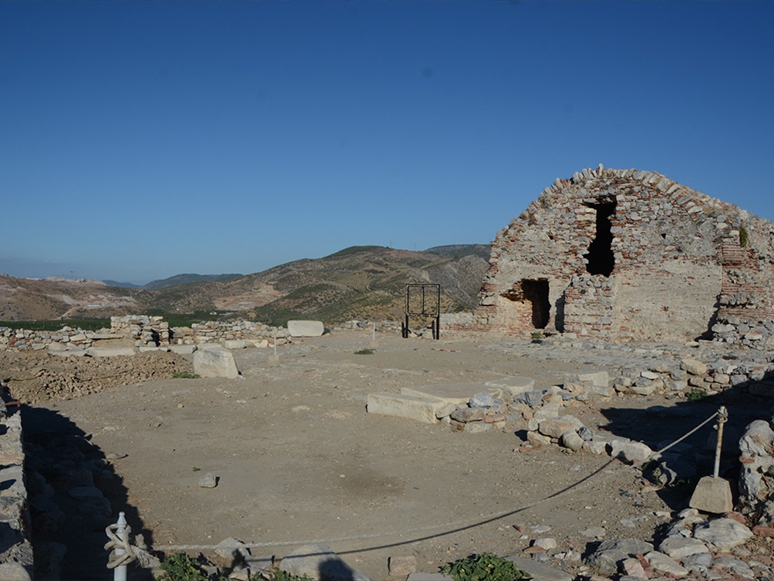 İzmir'deki Ayasuluk Kazılarında, 4. Yüzyıla Ait Kilise İzine Rastlandı