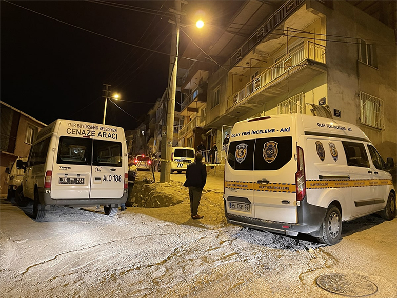 İzmir'de 2 Çocuk Annesi Genç Kadın Eski Eşinin Evinde Ölü Bulundu