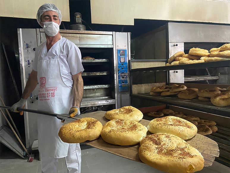 Kiraz Belediyesi Ramazan Pidesini 1,25 Liradan Satışa Sunacak