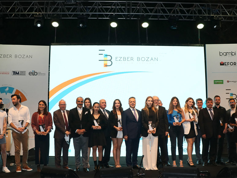 Ezber Bozan Tasarım Yarışması'nın Ödül Töreni İzmir'de Gerçekleştirildi