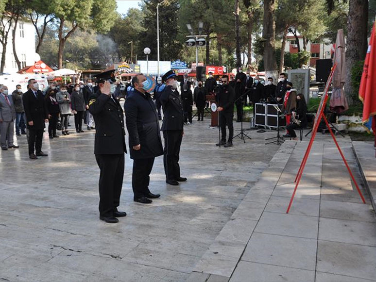 Urla, Karaburun ve Tire'de Şehitler İçin Anma Törenleri Düzenlendi