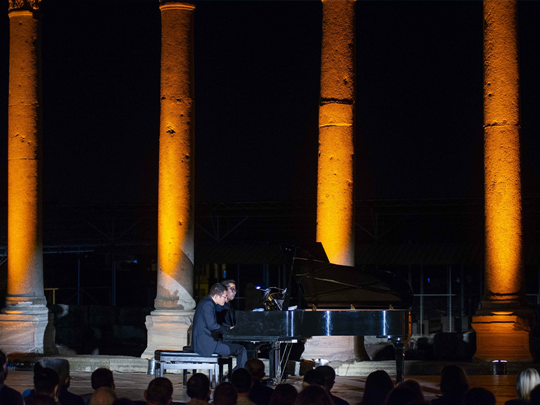 34. Uluslararası İzmir Festivali Kapsamında 4 El Piyano Konseri Düzenlendi