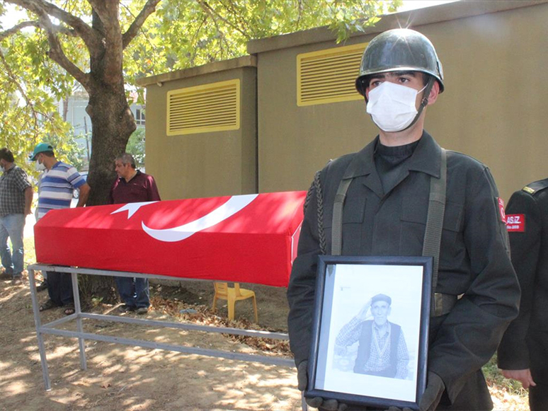 Kore Gazisi Hüseyin Öztürk Son Yolculuğuna Uğurlandı