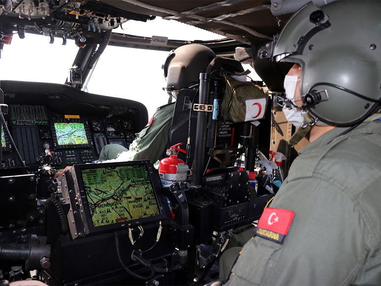 İzmir'de Jandarmadan Helikopterli Trafik Denetimi