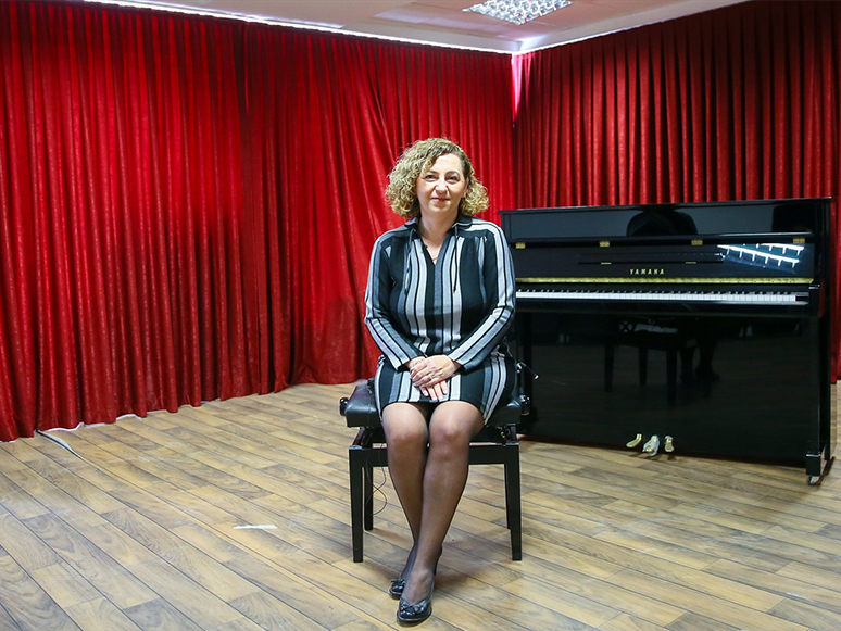 İlklerin Kadını Profesör Ebru Güner Canbey, Türk Kadınını Temsil Etmenin Gururunu Yaşıyor