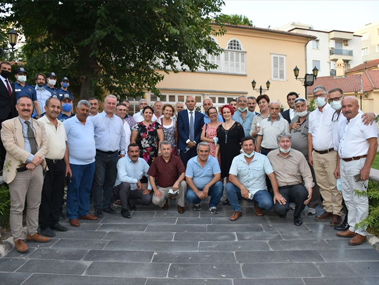 İzmir İl Emniyet Müdürü Mehmet Şahne, Muhtarlarla Bir Araya Geldi