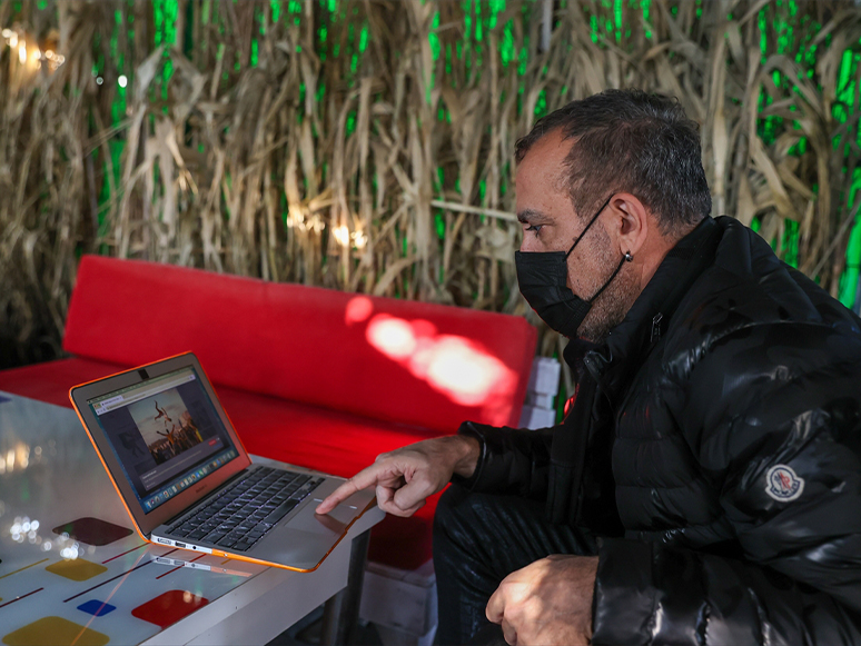 Haluk Levent, AA'nın Yılın Fotoğrafları Oylamasına Katıldı