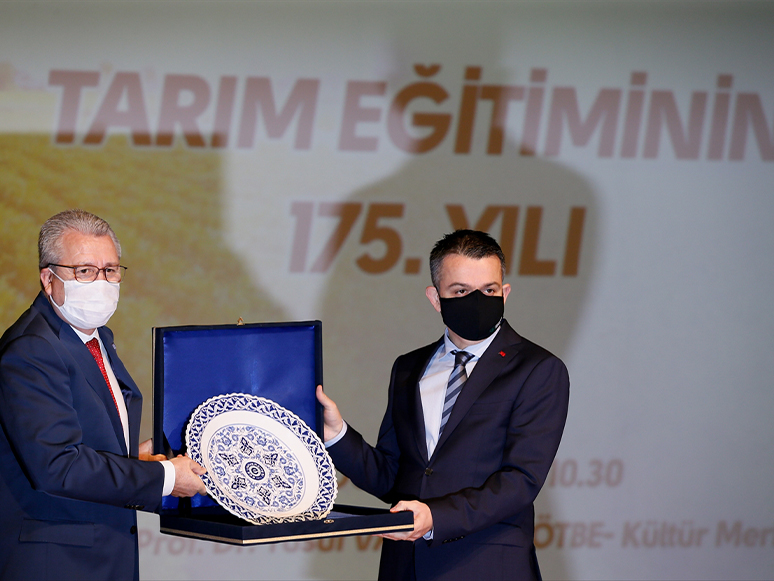 Bakan Pakdemirli Ege Üniversitesi 175. Tarım Bayramı Etkinliğine Katıldı